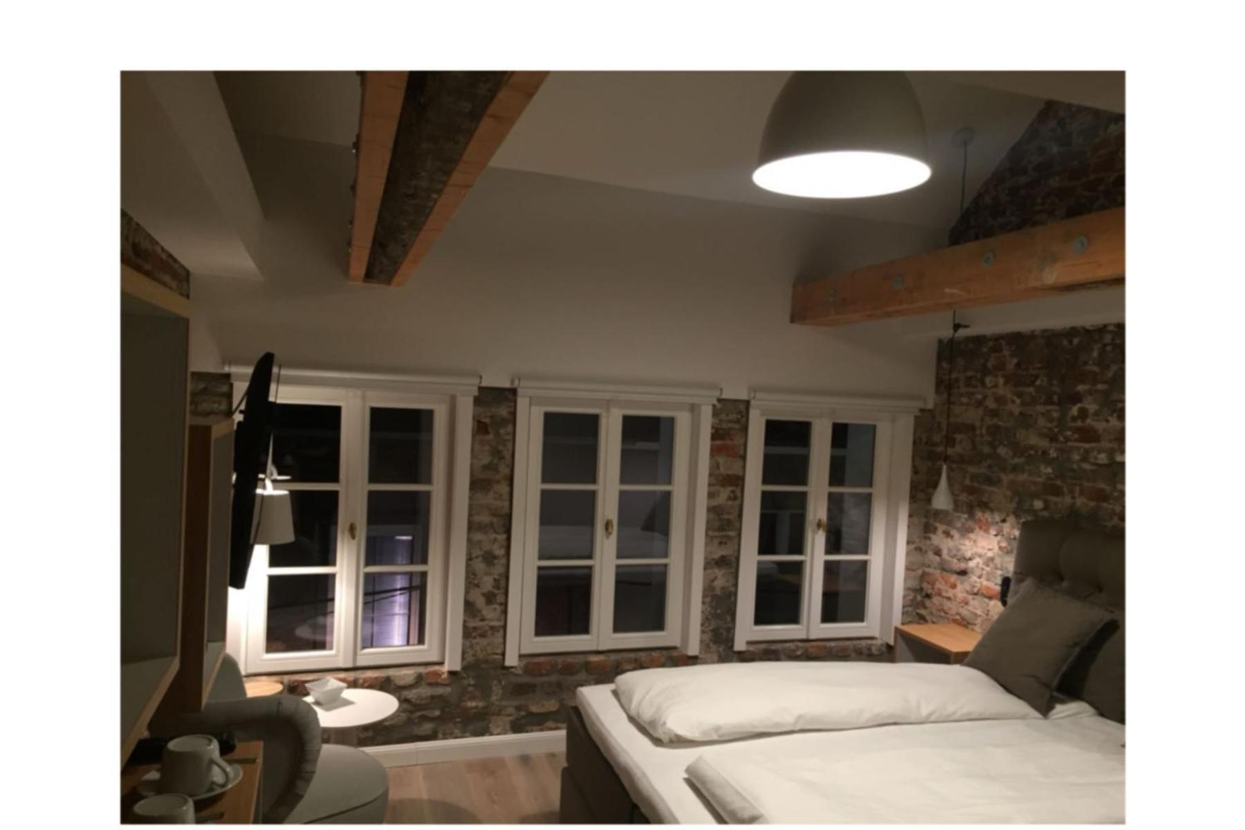 Square Rooms 20 ดุสเซลดอร์ฟ ภายนอก รูปภาพ