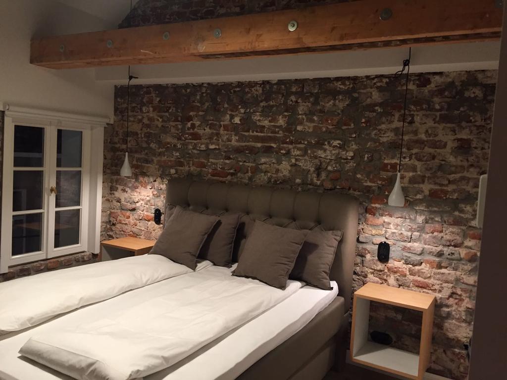 Square Rooms 20 ดุสเซลดอร์ฟ ภายนอก รูปภาพ